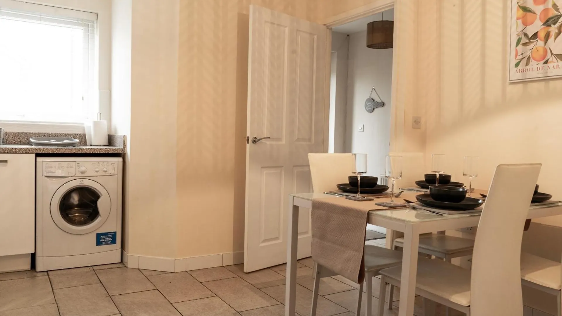 Heart Of Nottingham Free Parking, Cozy, Motorpoint Arena Long Stay Deals